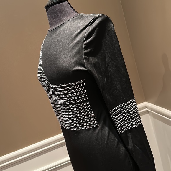 Drilling Side Slit Round Neck Maxi Dress - Picture 14 of 17